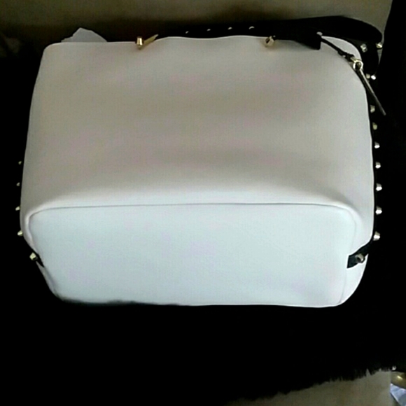 Tote - Picture 3 of 5